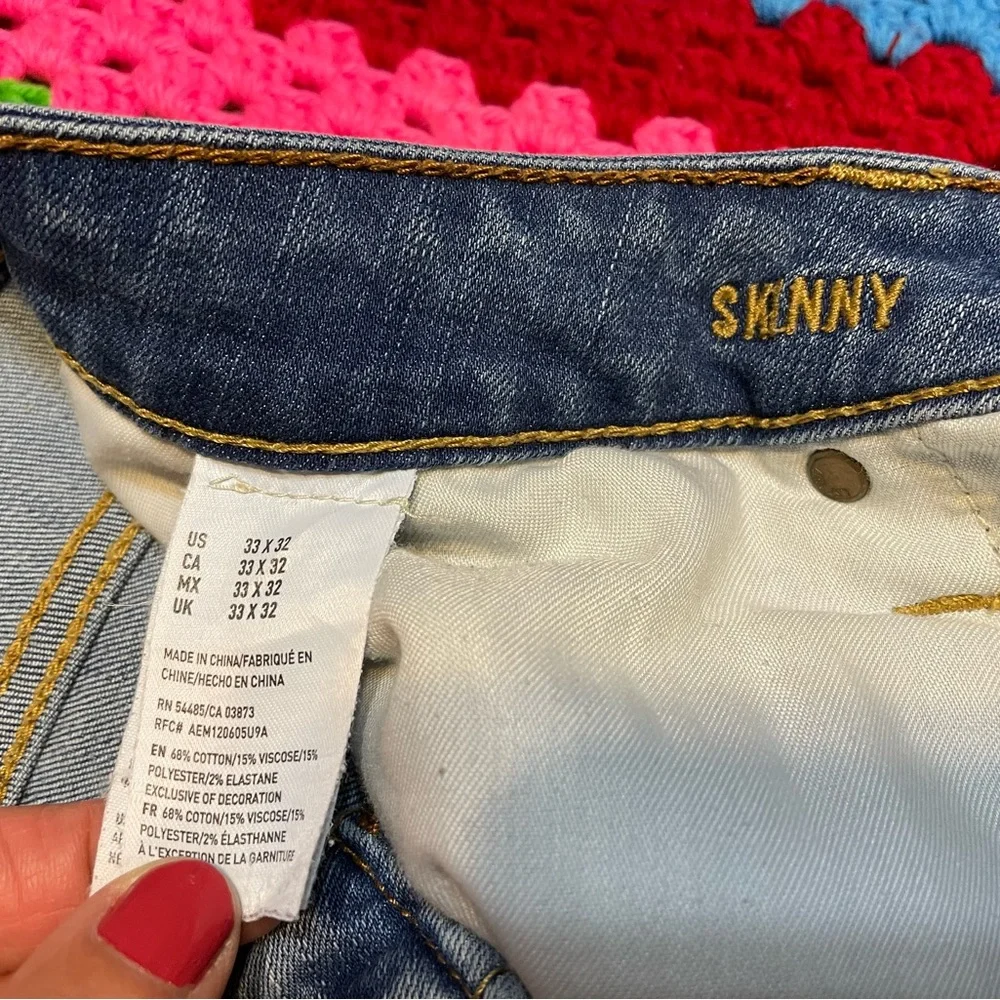 American Eagle Outfitters Active Flex Light Wash Distressed Skinny Jeans - Picture 5 of 6